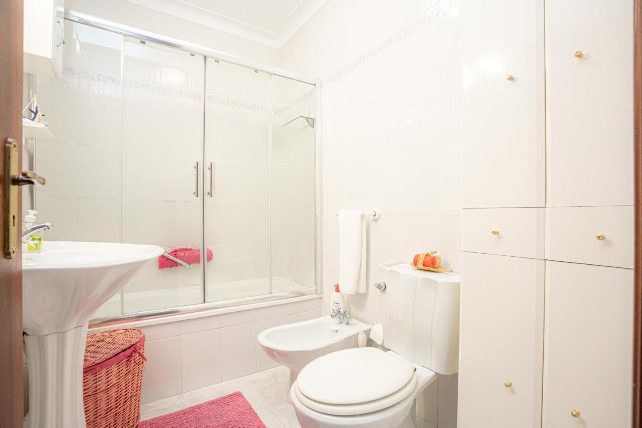 Tamargueira Beach Apartment Buarcos Bagian luar foto