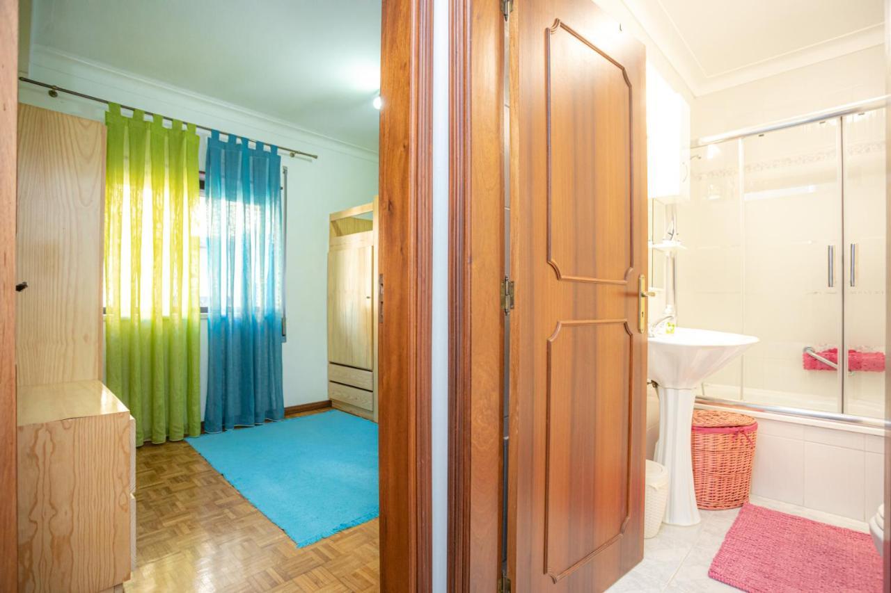 Tamargueira Beach Apartment Buarcos Bagian luar foto